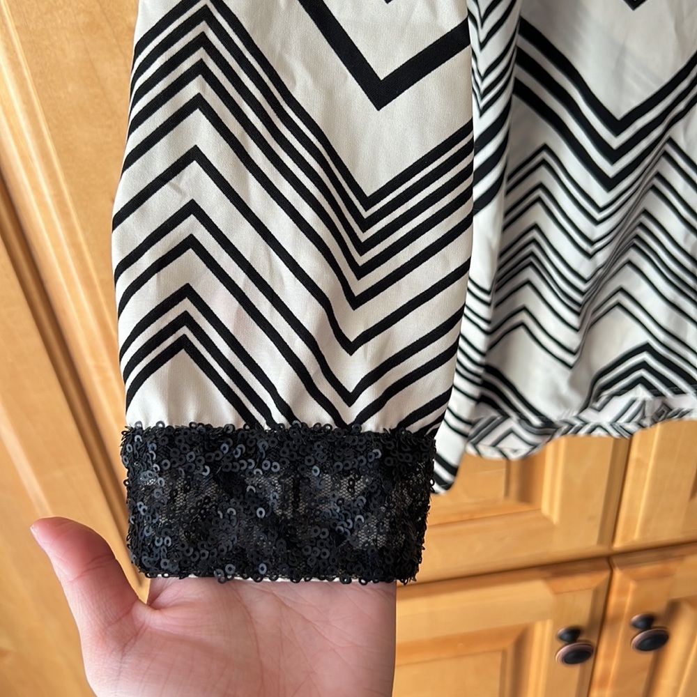 Daytrip Blouse - Picture 2 of 7